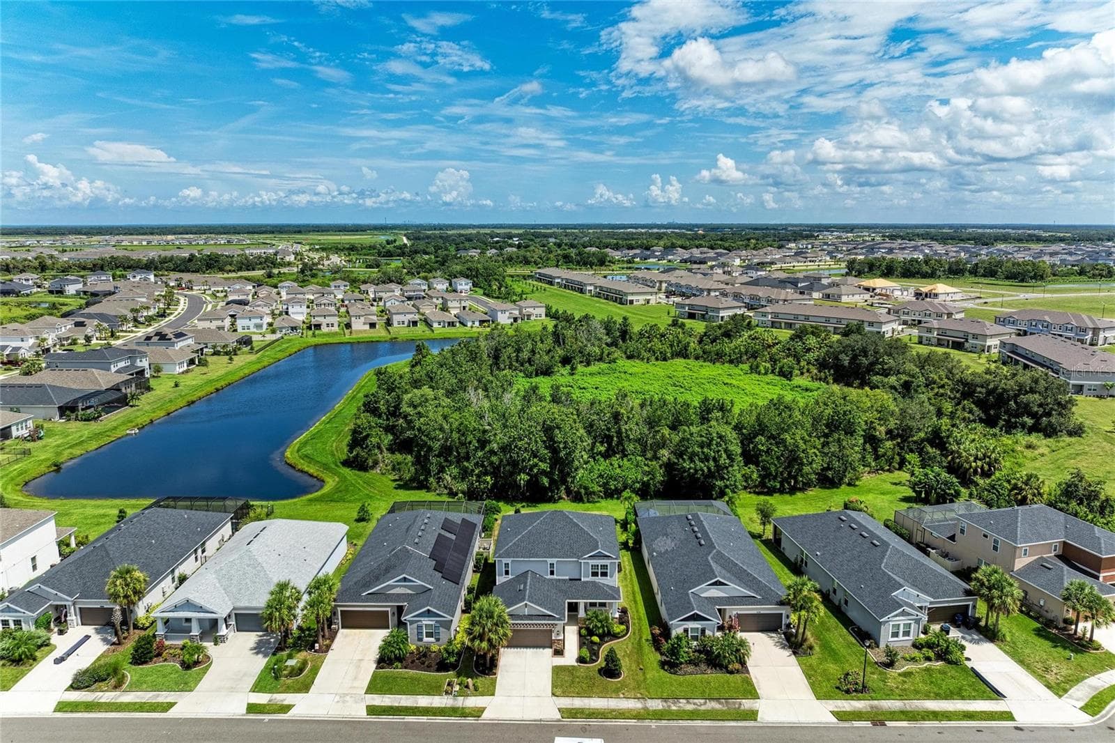 6332 Laurelcrest Gln photo 3