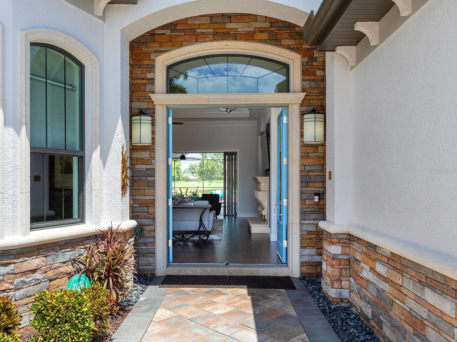 14615 Leopard Creek Pl photo 4