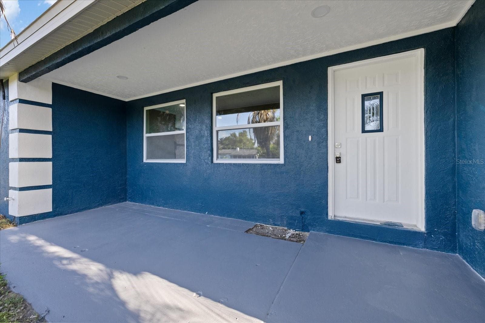 2698 46th Ave N photo 2