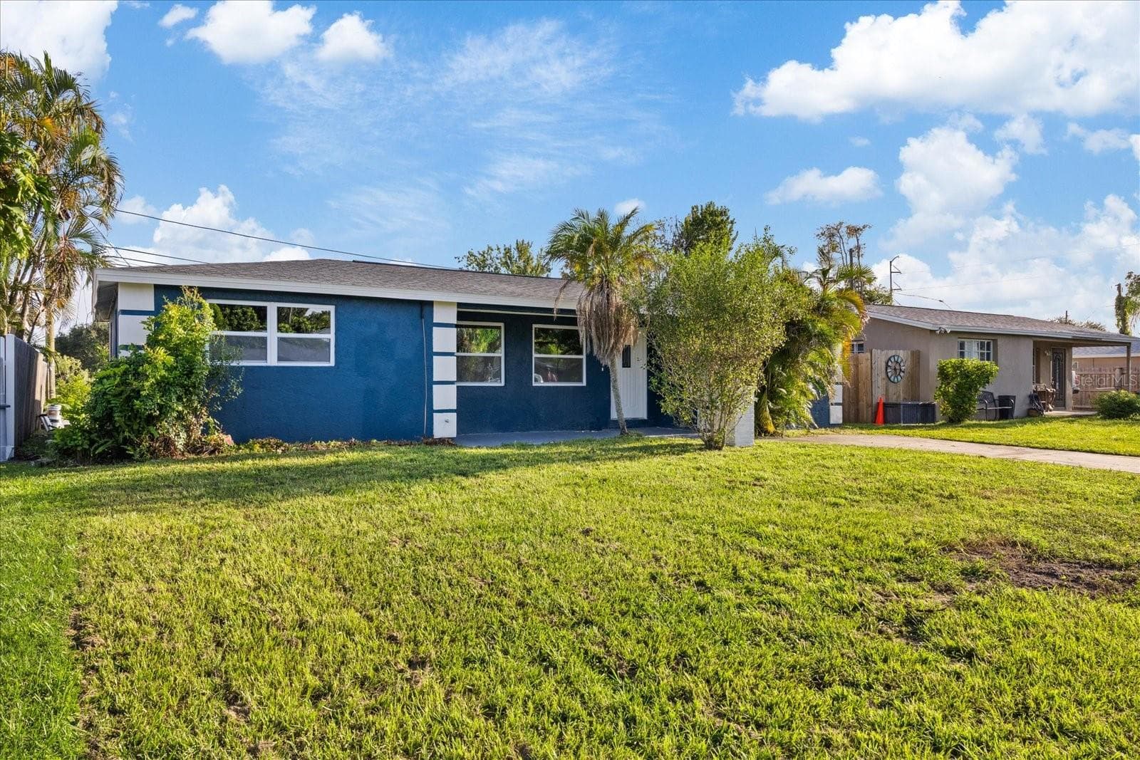 2698 46th Ave N photo 3