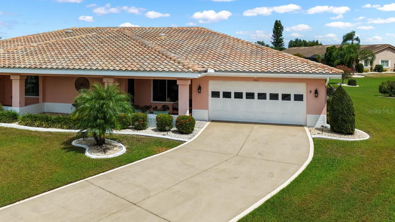 1001 Ardmore Way photo 3