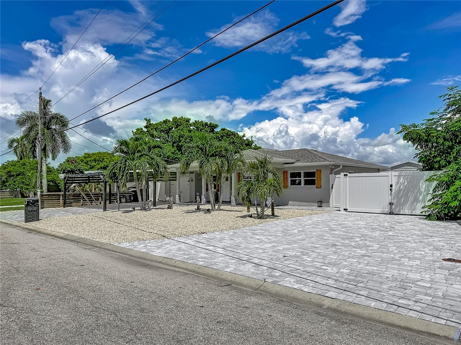 6835 Georgia Ave photo 4