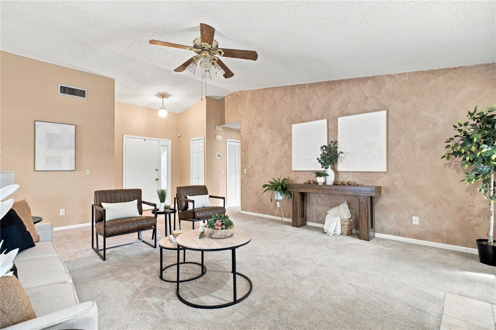 6803 Longpointe Way photo 5