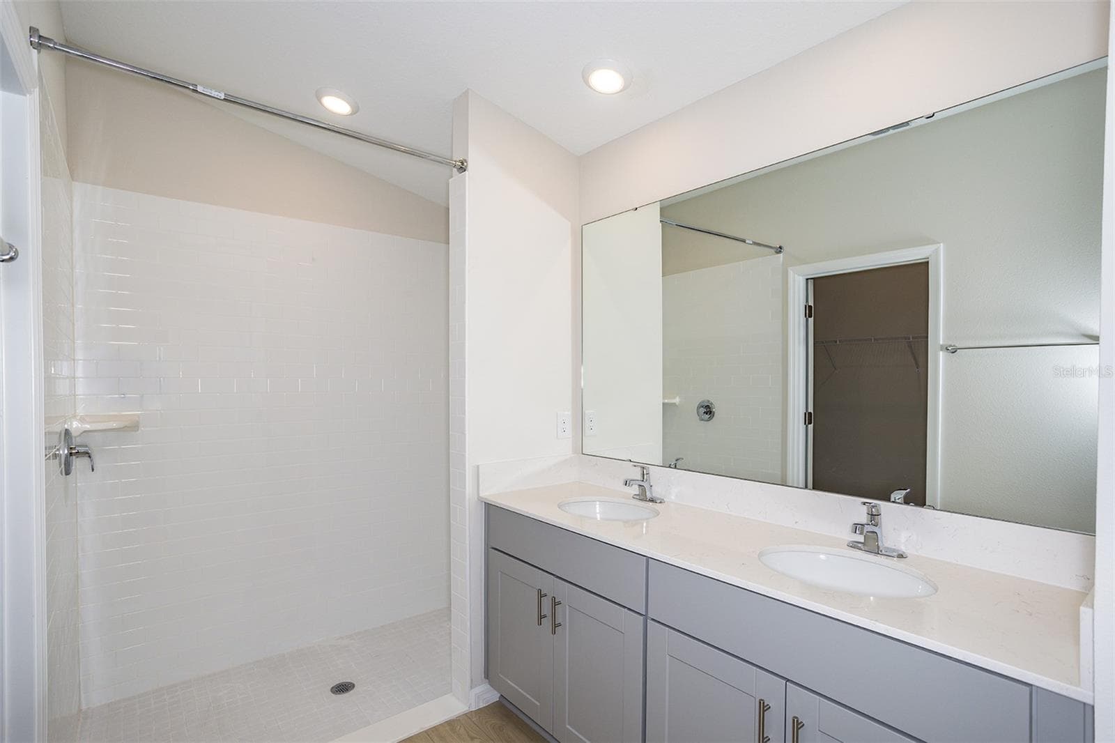 36691 Thornhedge Dr photo 5