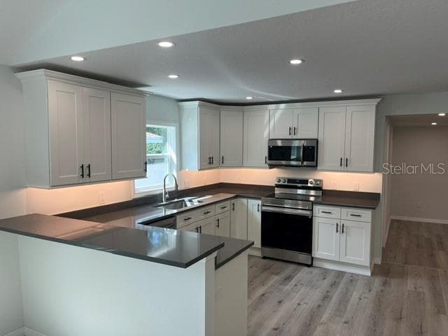 1574 Ewing Ave photo 4