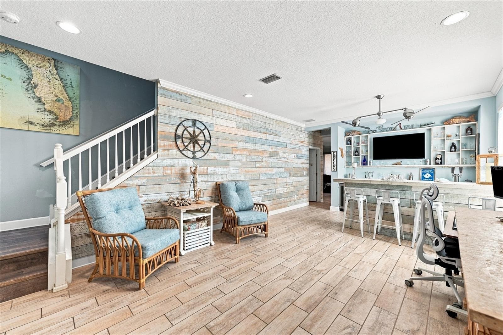 5227 Admiral Pointe Dr photo 4