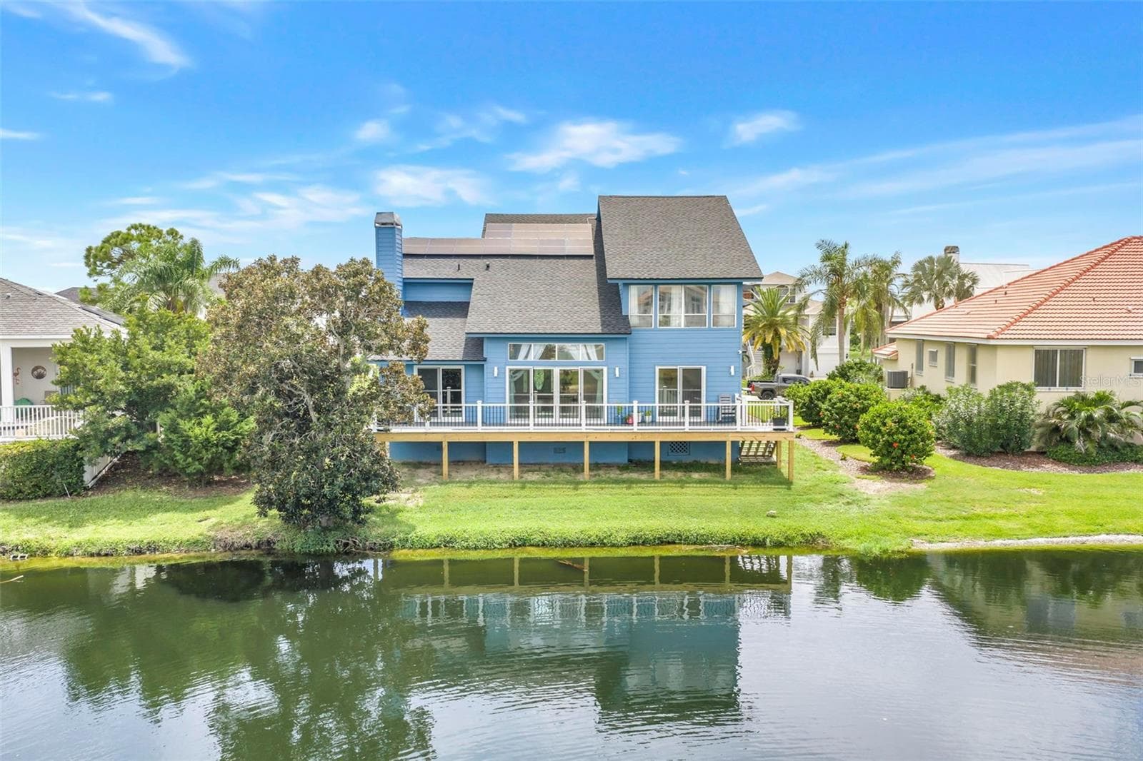 2111 Harbour Watch Dr photo 2