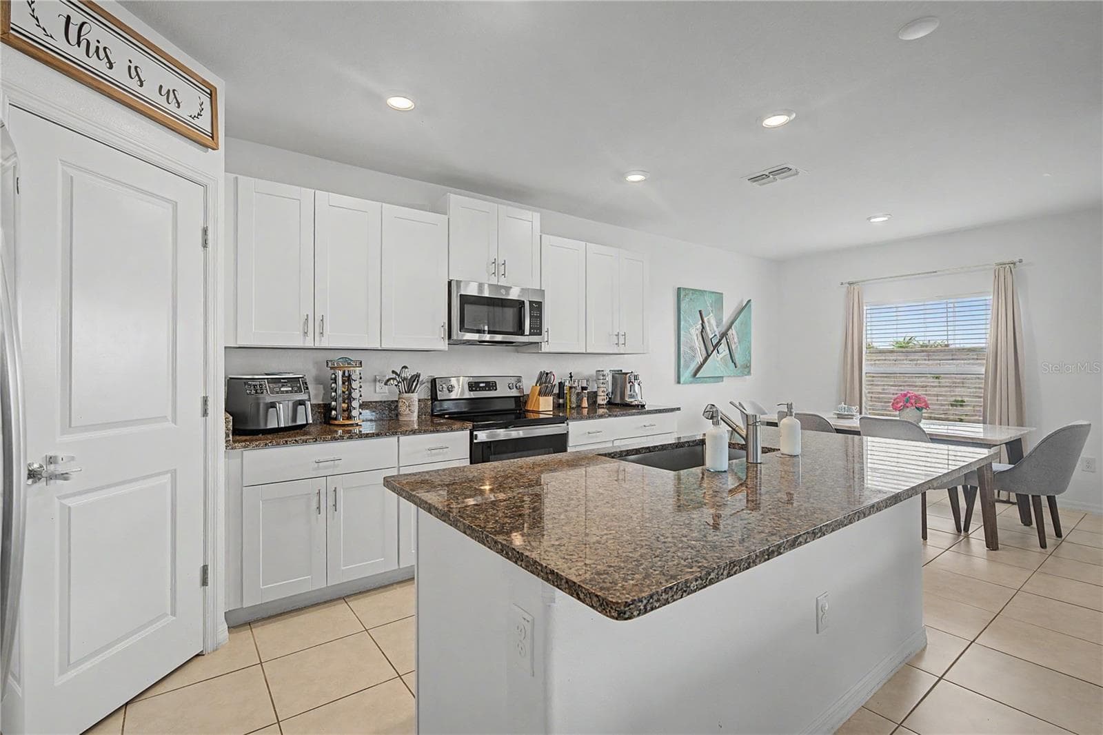 6357 Beverly Hills Dr photo 3