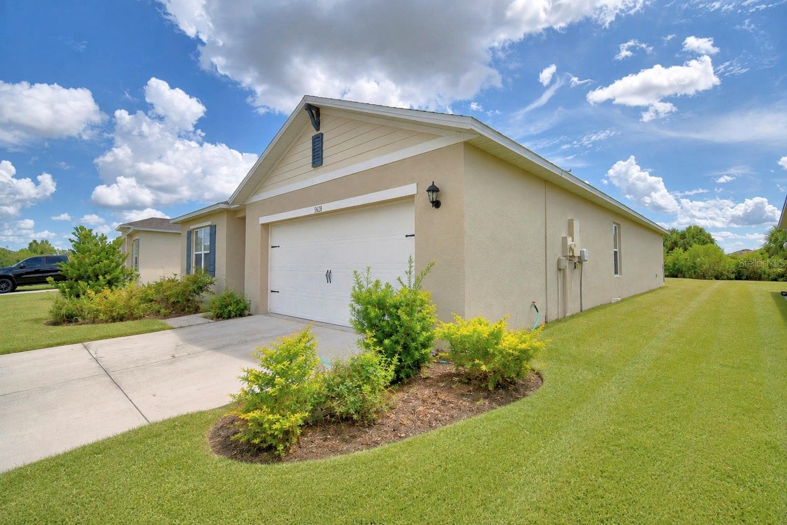 5628 Siltstone St photo 5