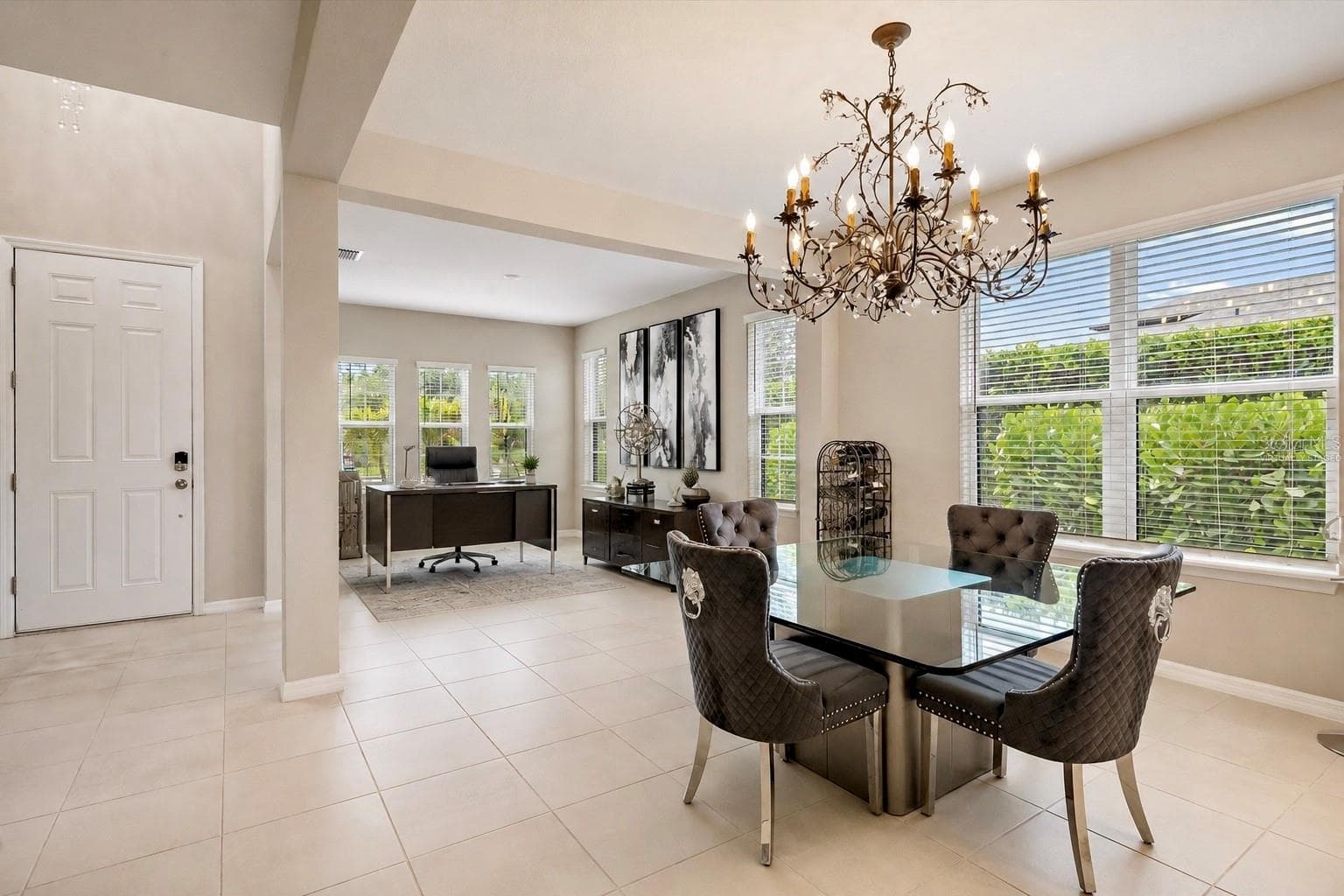 9085 Luna Ln photo 4