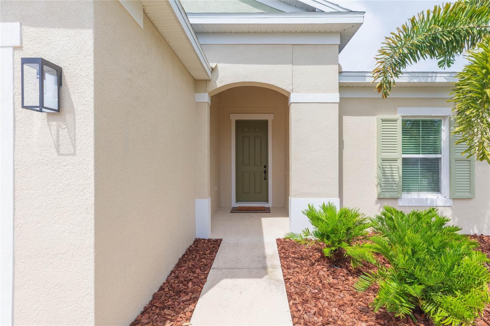 7122 Estero CT photo 2