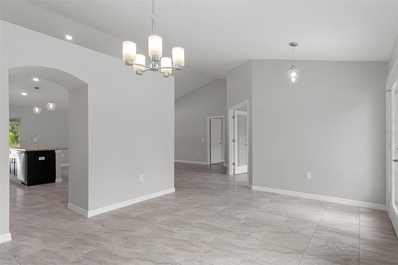 12085 Manassas Ave photo 5