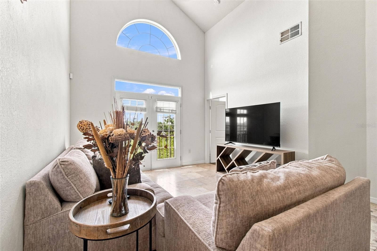4221 W Spruce St #2425 photo 3