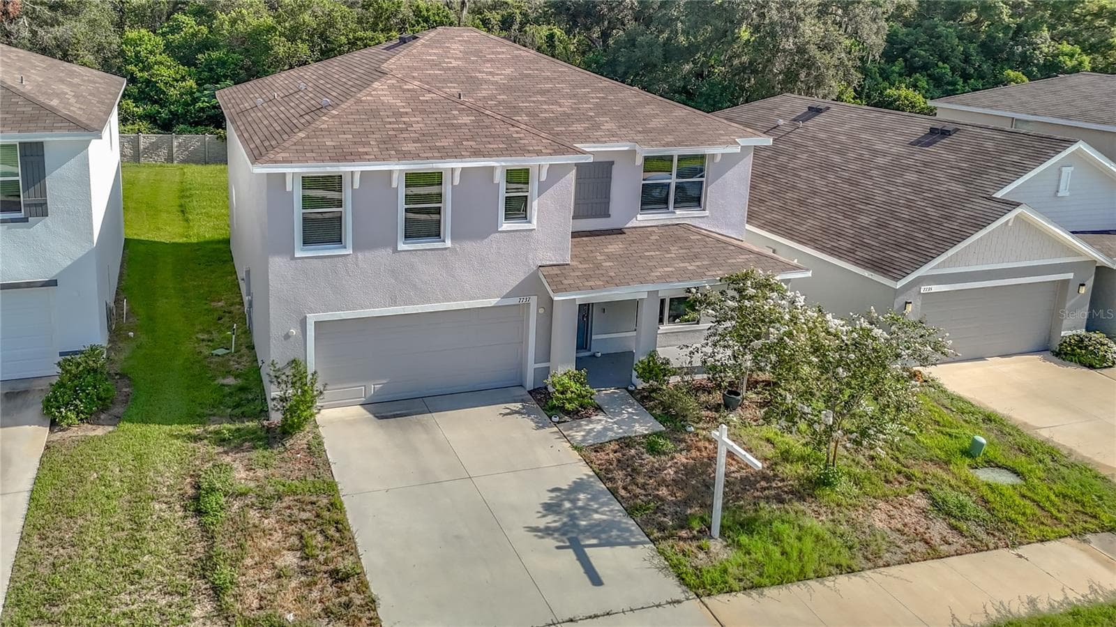 7737 Rosewood Garden Loop photo 4