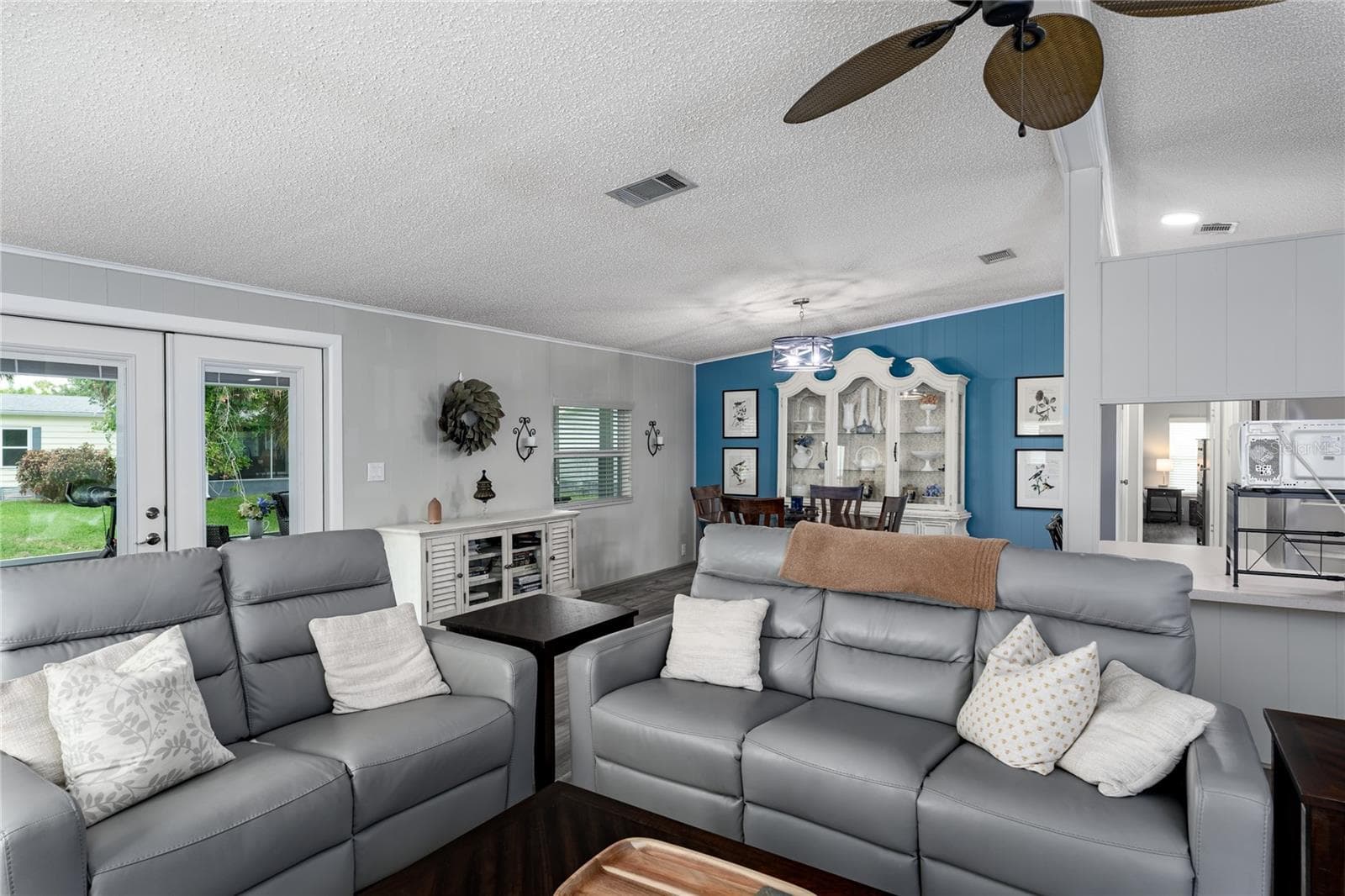 158 Osprey Cir photo 4