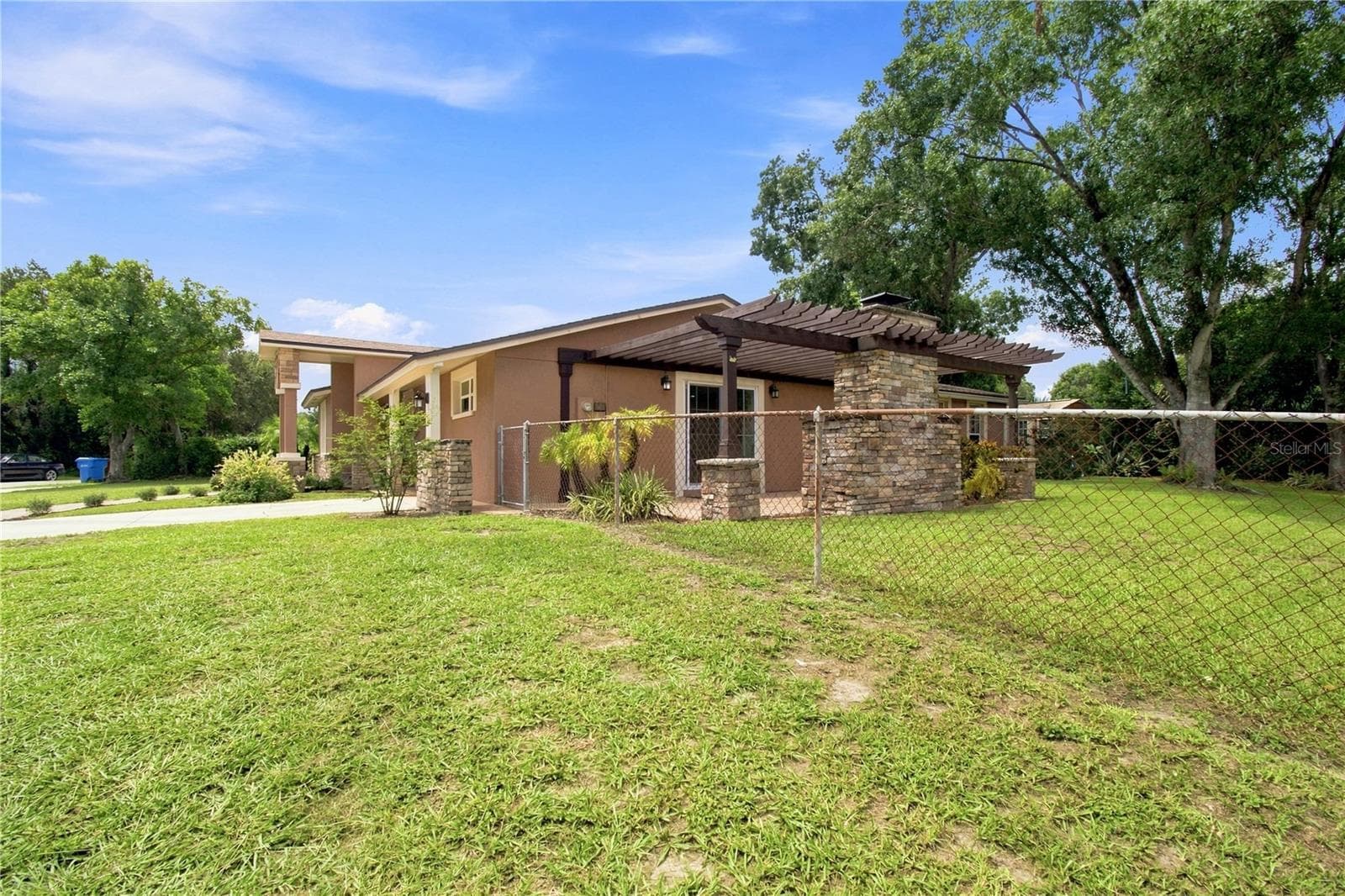 9020 Auburn Way photo 3