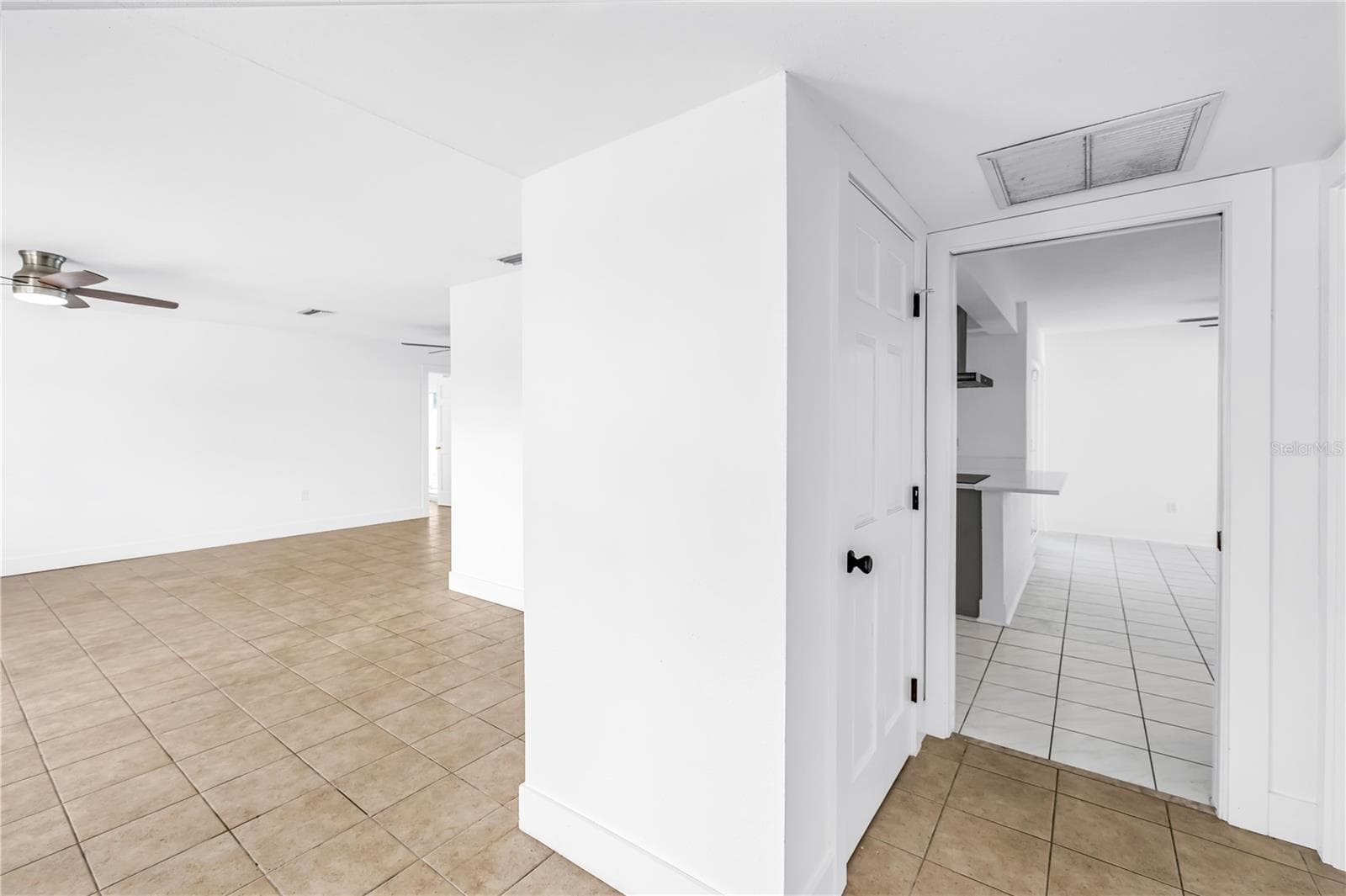 2053 Dolphin Blvd S photo 5
