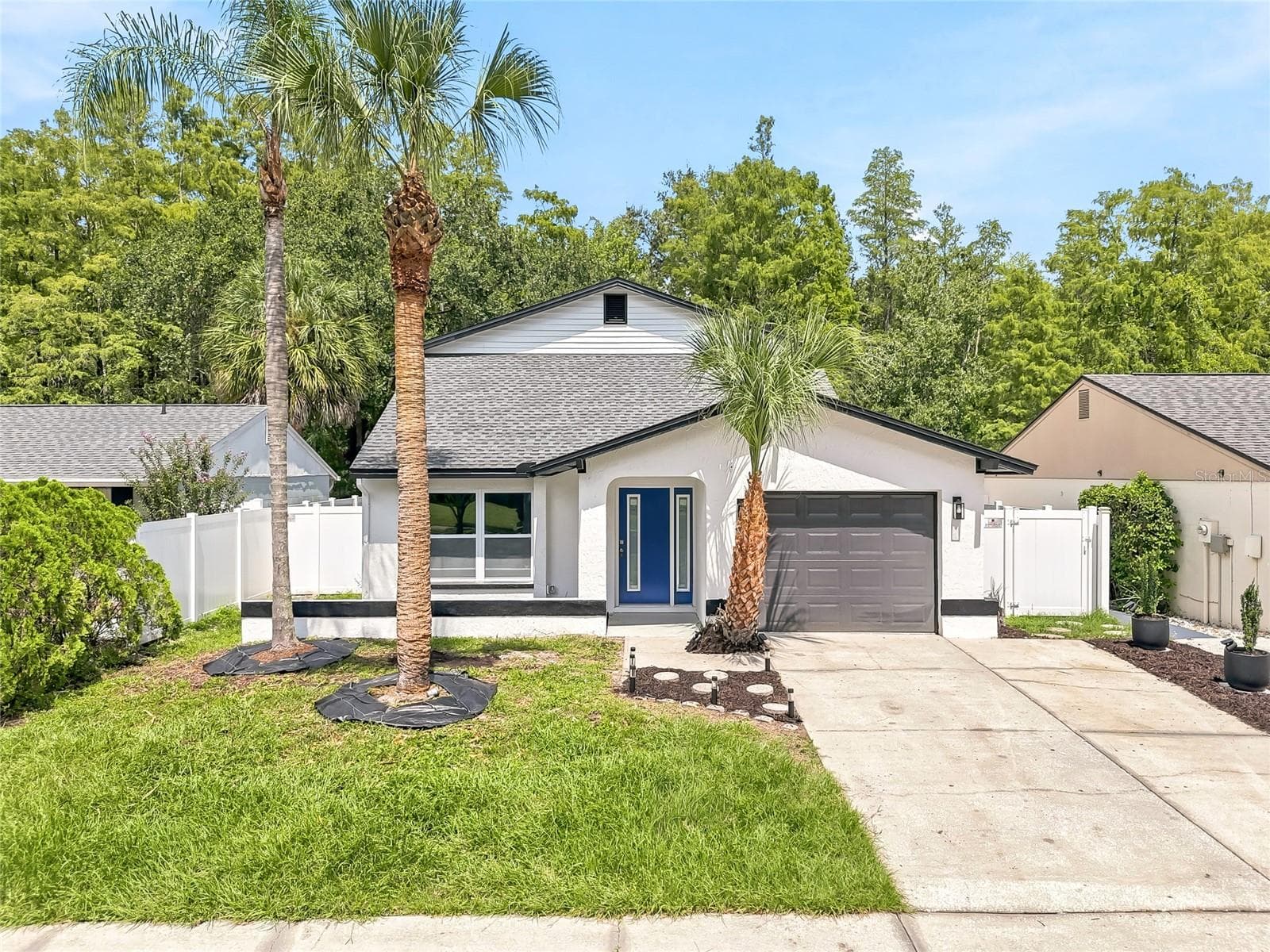 15924 Winding Dr photo 3