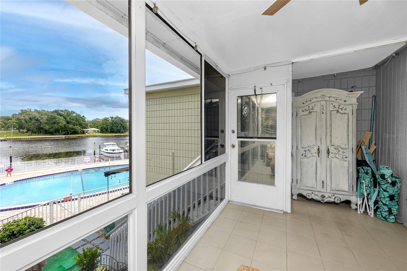 2424 W Tampa Bay Blvd #G209 photo 4