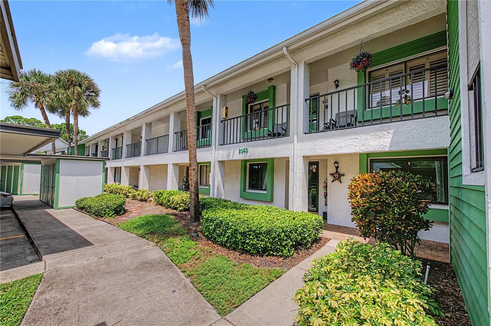 2543 Royal Pines Cir #17K photo 3