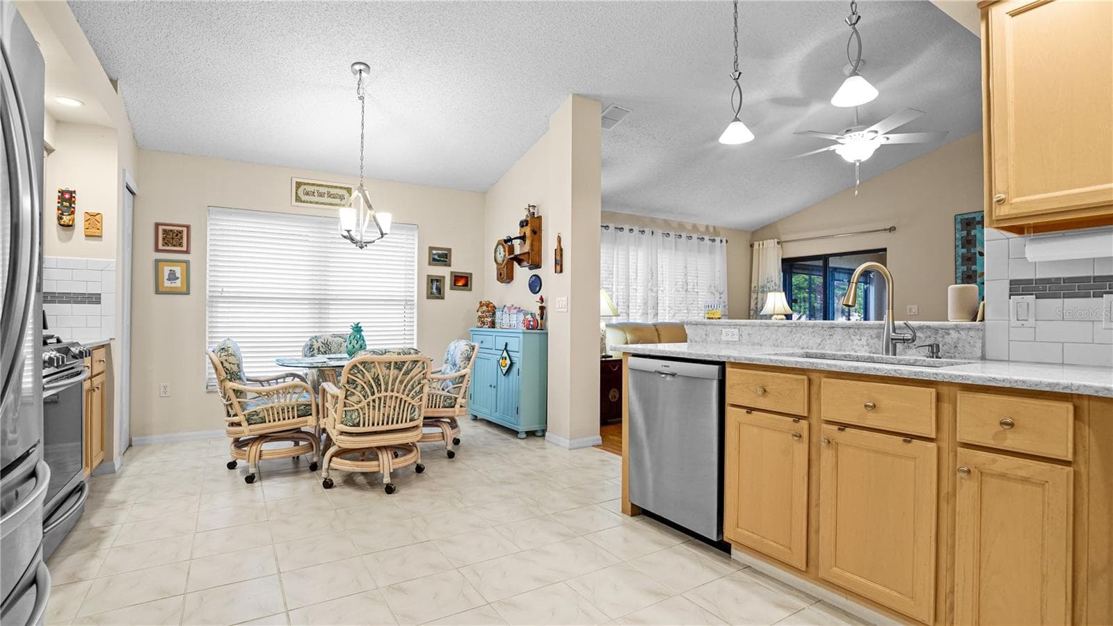 9221 Halberg Dr photo 3