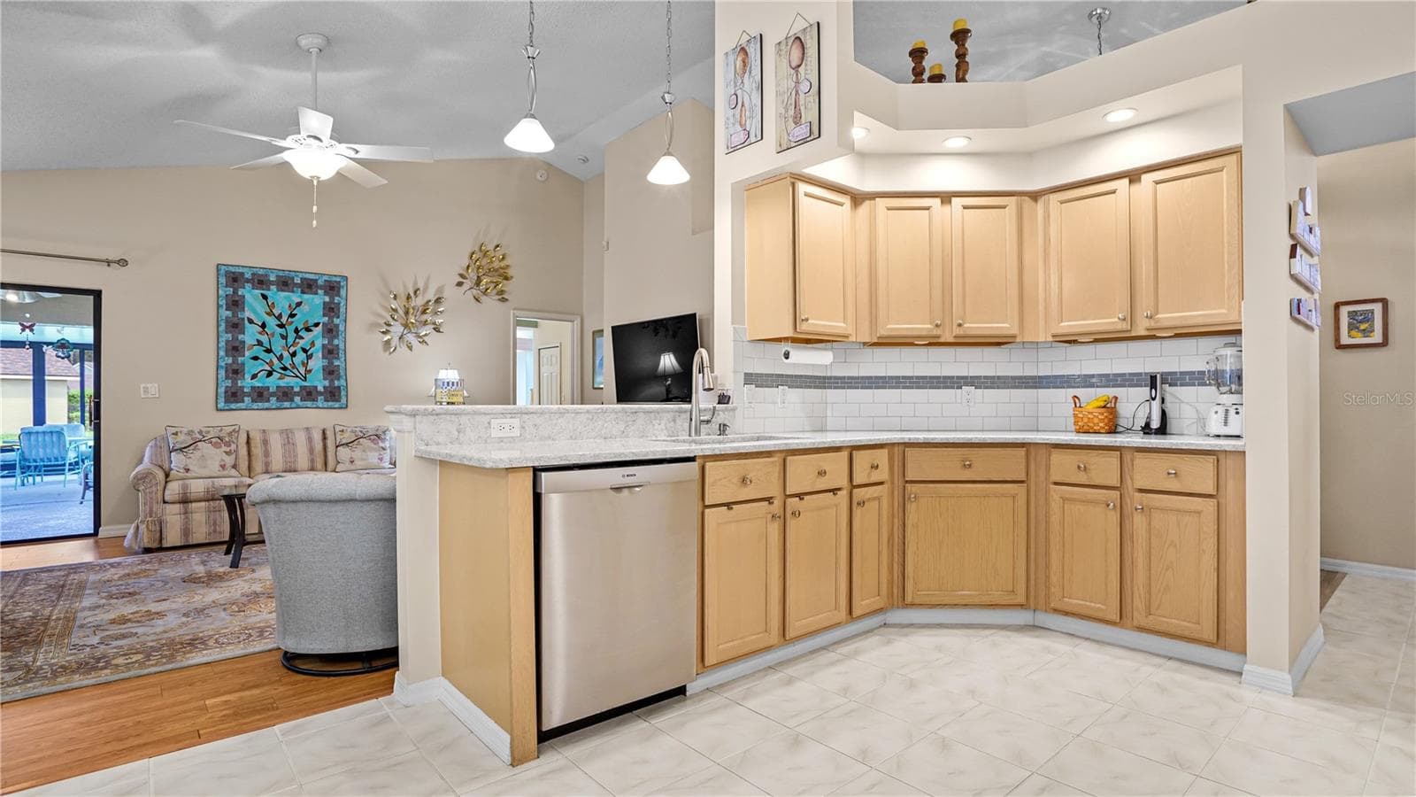 9221 Halberg Dr photo 5