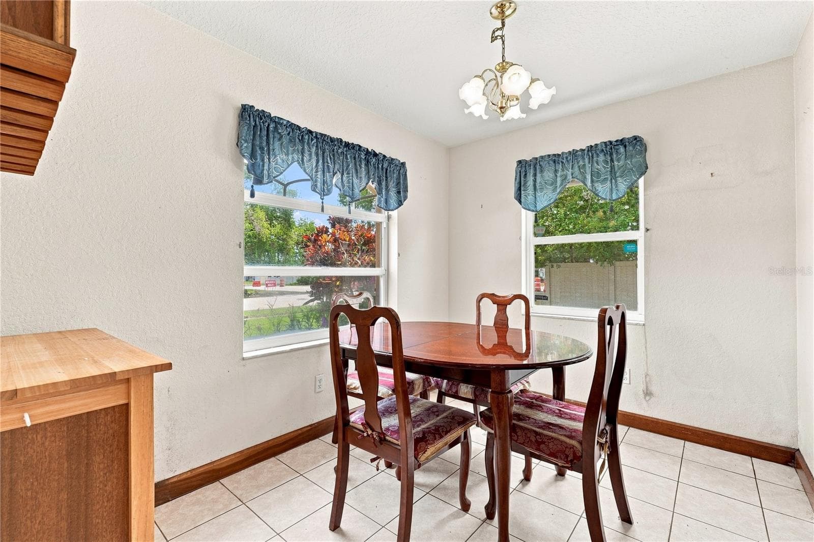 1220 Alexander Way photo 5