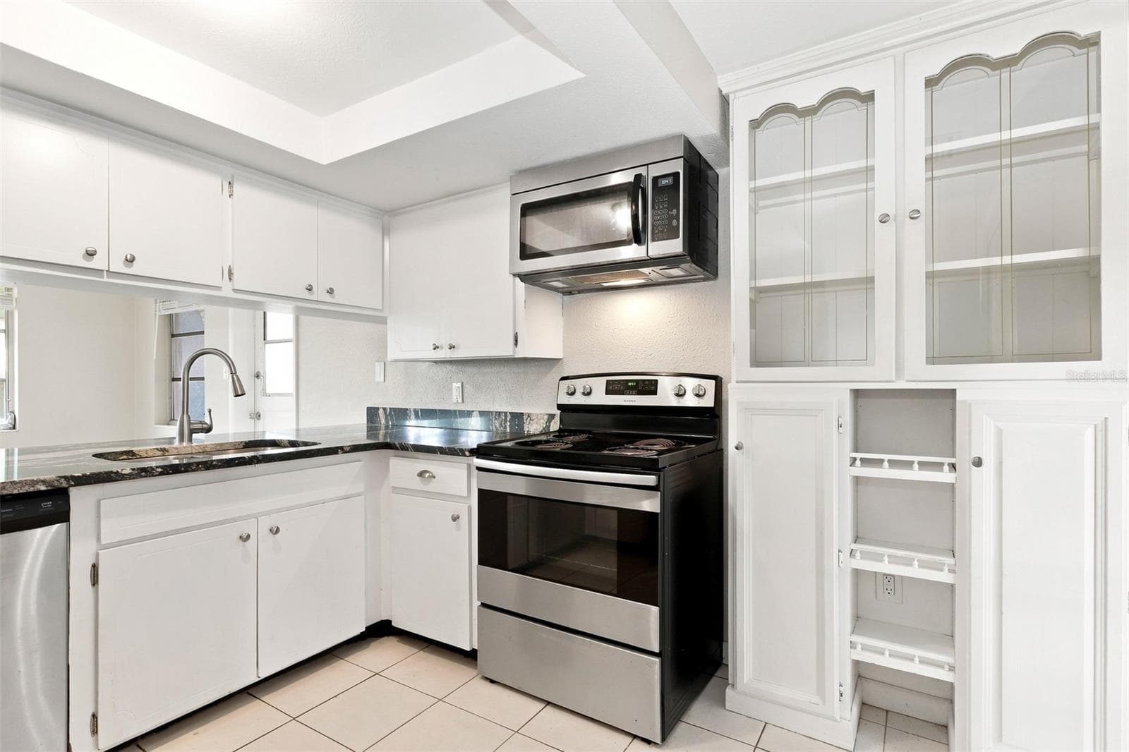 5600 Andrea Dr photo 5