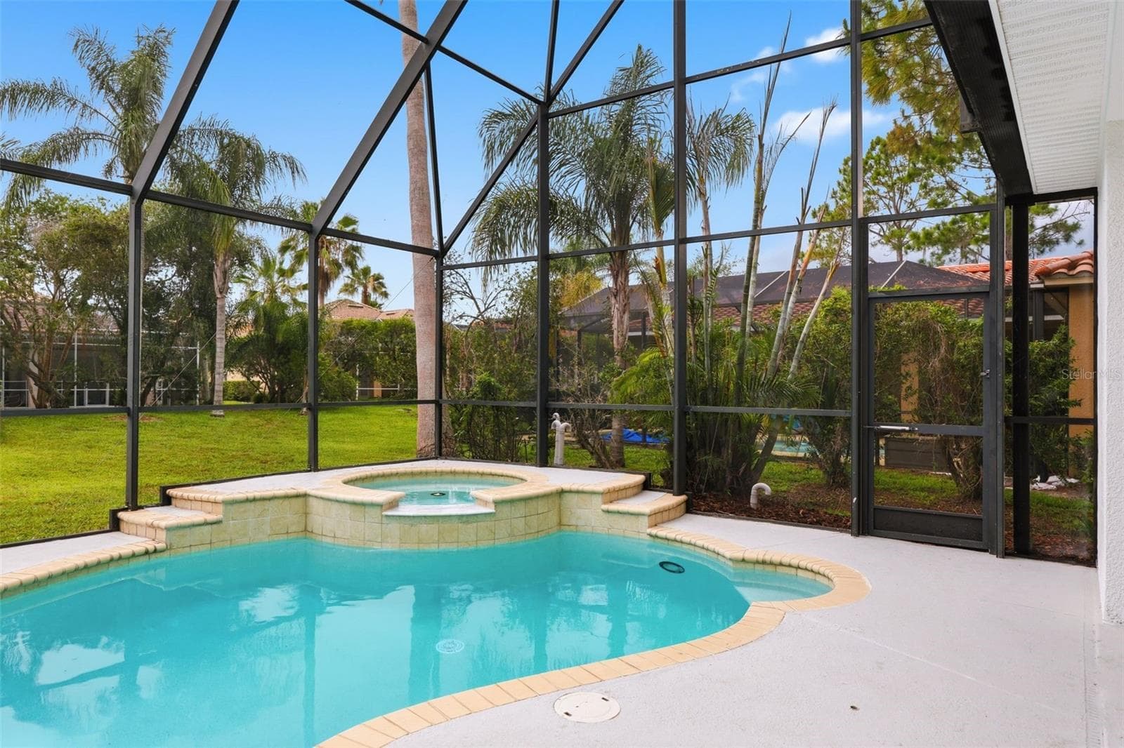 10534 Bermuda Isle Dr photo 3