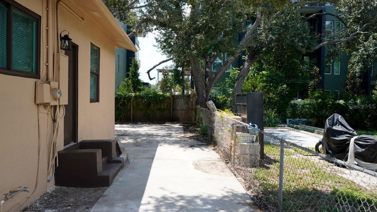 650 30th Ave S photo 4