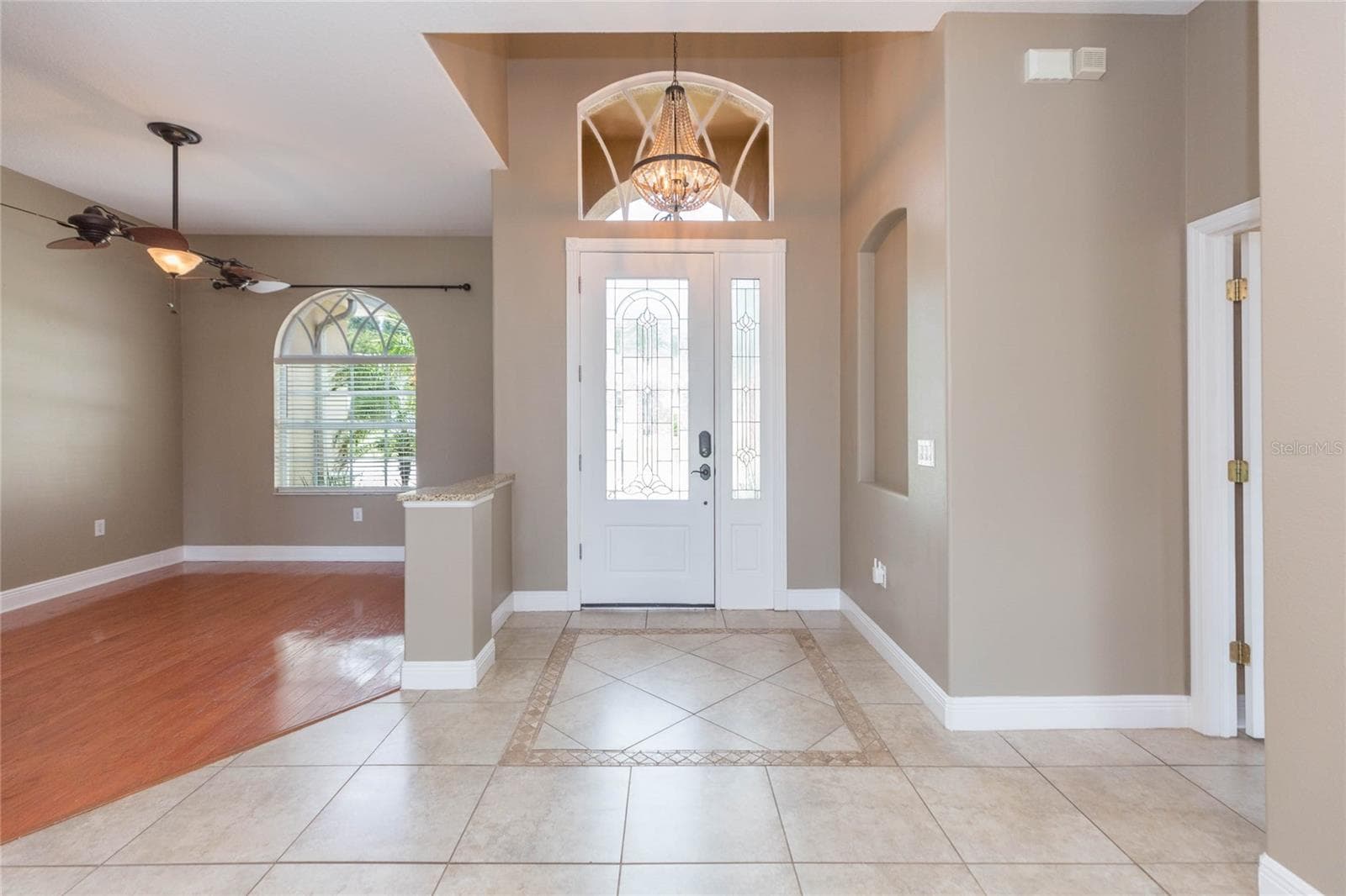 11544 Pine Hollow Way photo 4