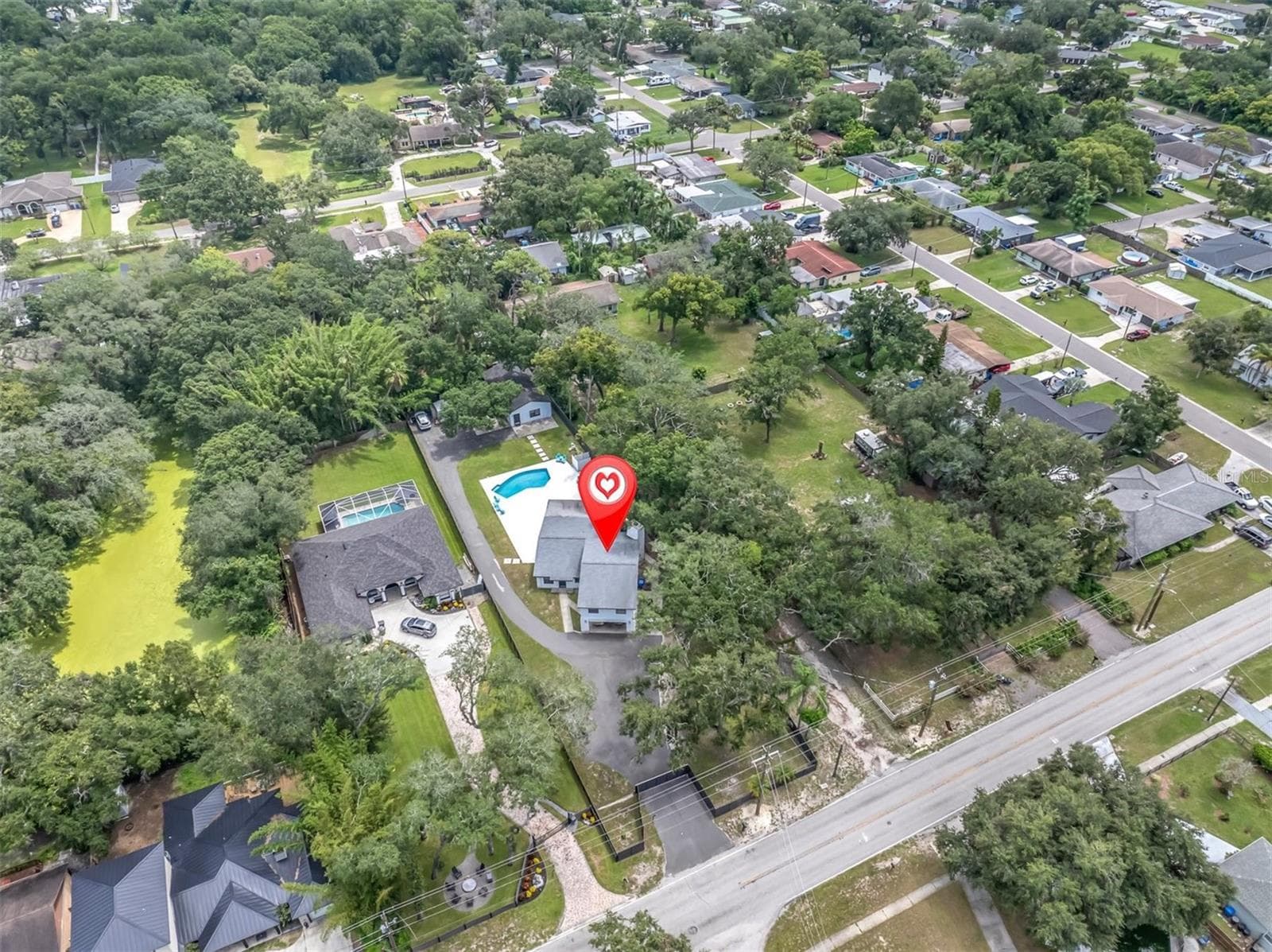 12409 N Boulevard photo 2