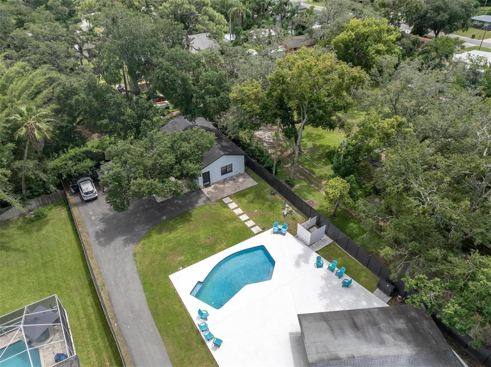 12409 N Boulevard photo 4
