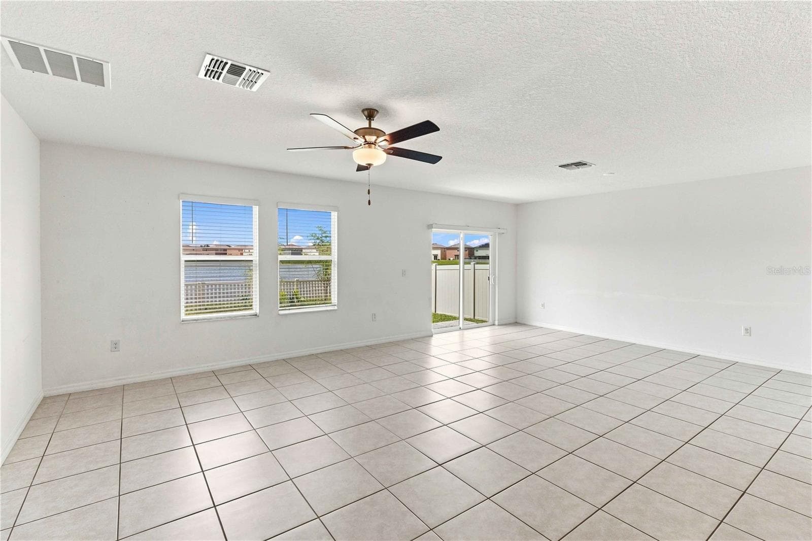 5375 Blue Horizon Way photo 5