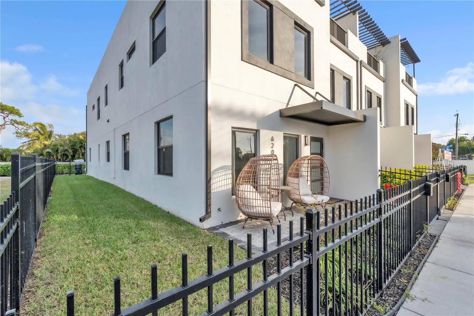 6207 64th Way N photo 4