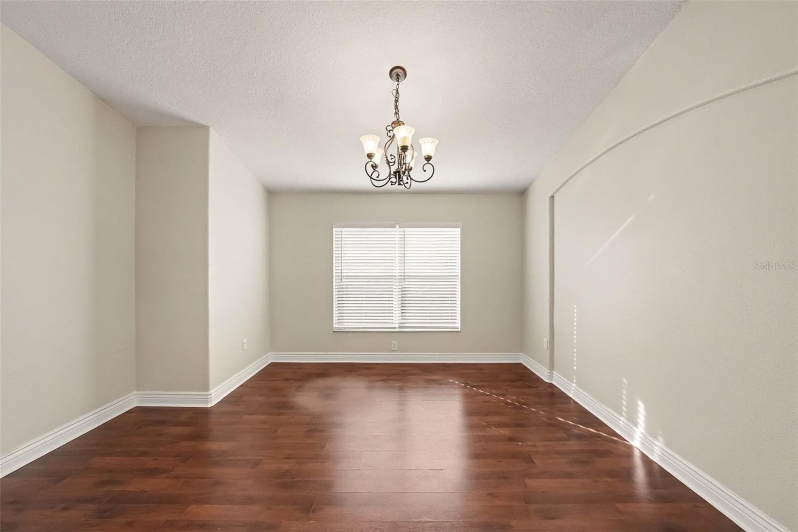 16312 Bridgecrossing Dr photo 4