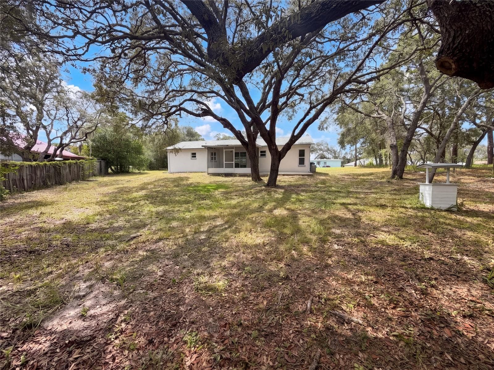 8165 Ridge Rd photo 5