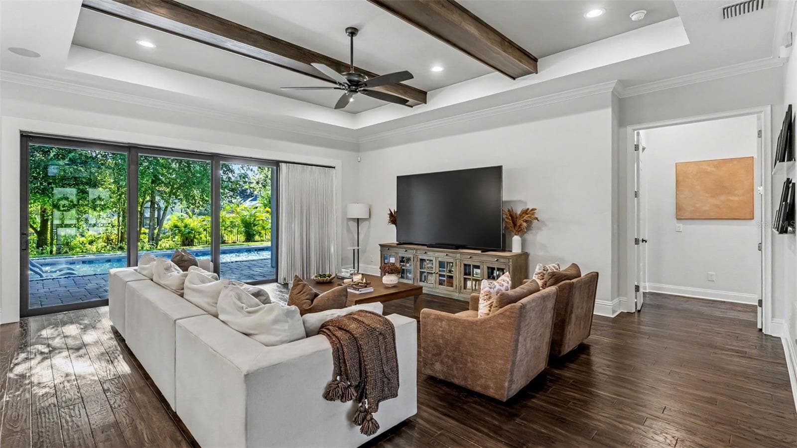 2476 Delphi Cir photo 5