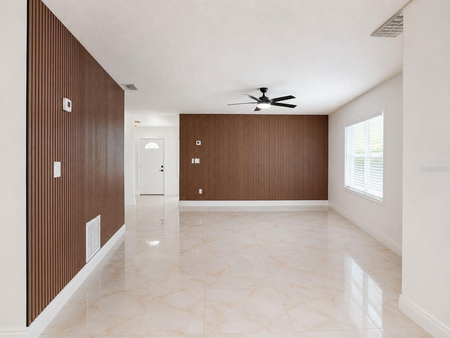 9203 Camino Villa Blvd photo 4