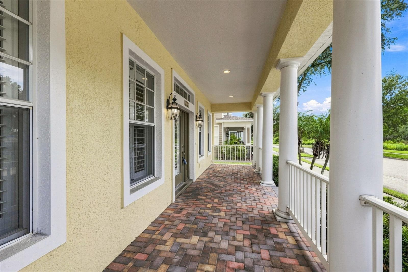 6104 Parkset Dr photo 4
