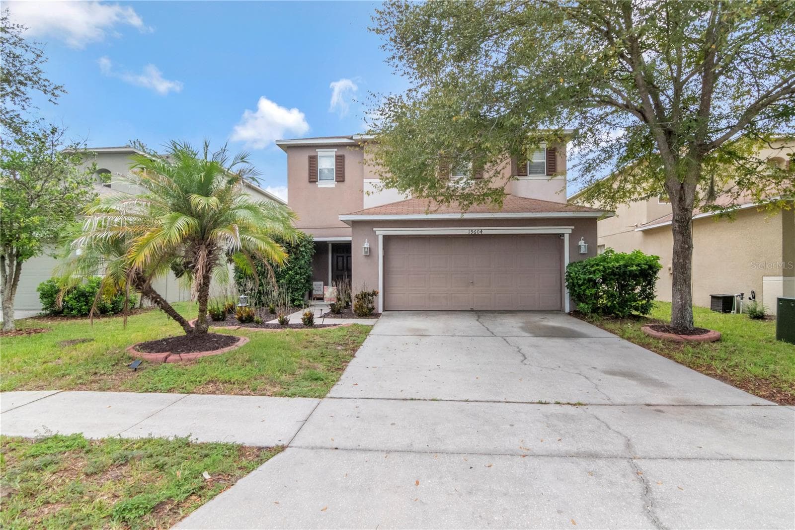 19604 Timberbluff Dr photo 2