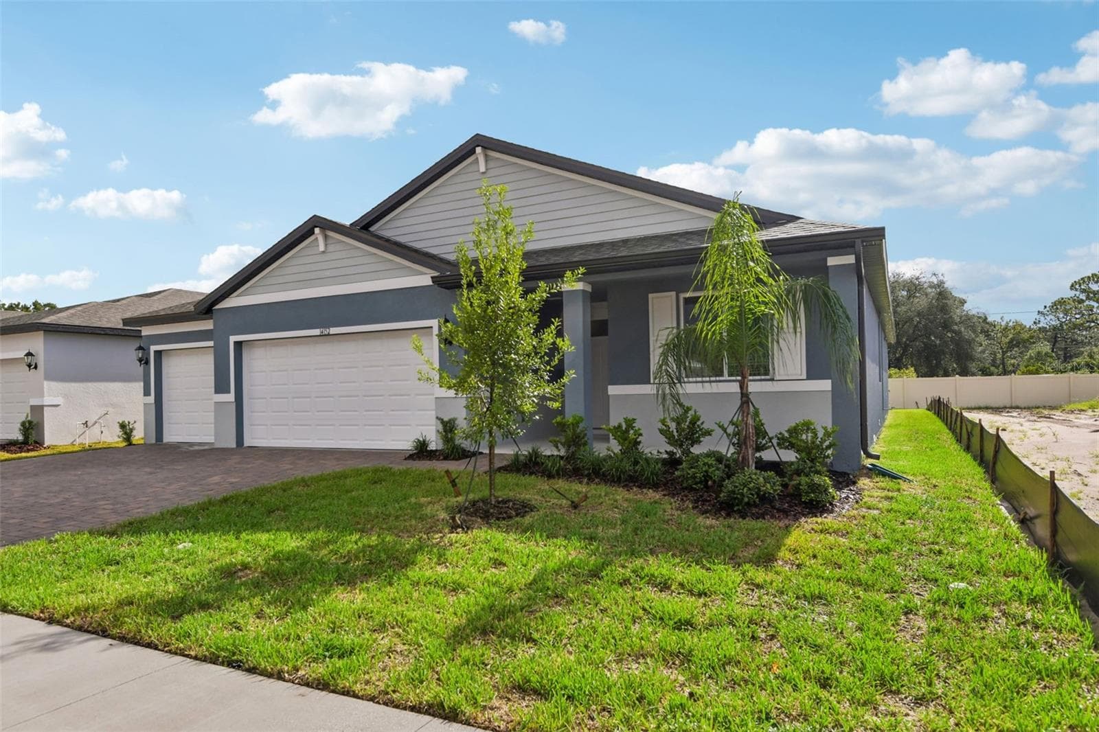 14152 Harvest Pines Ln photo 3