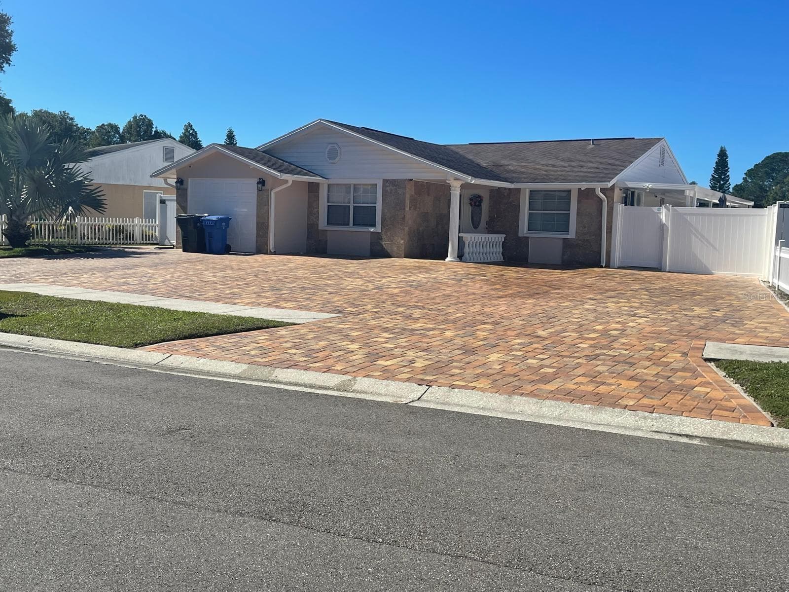 6423 Monterey Blvd photo 2