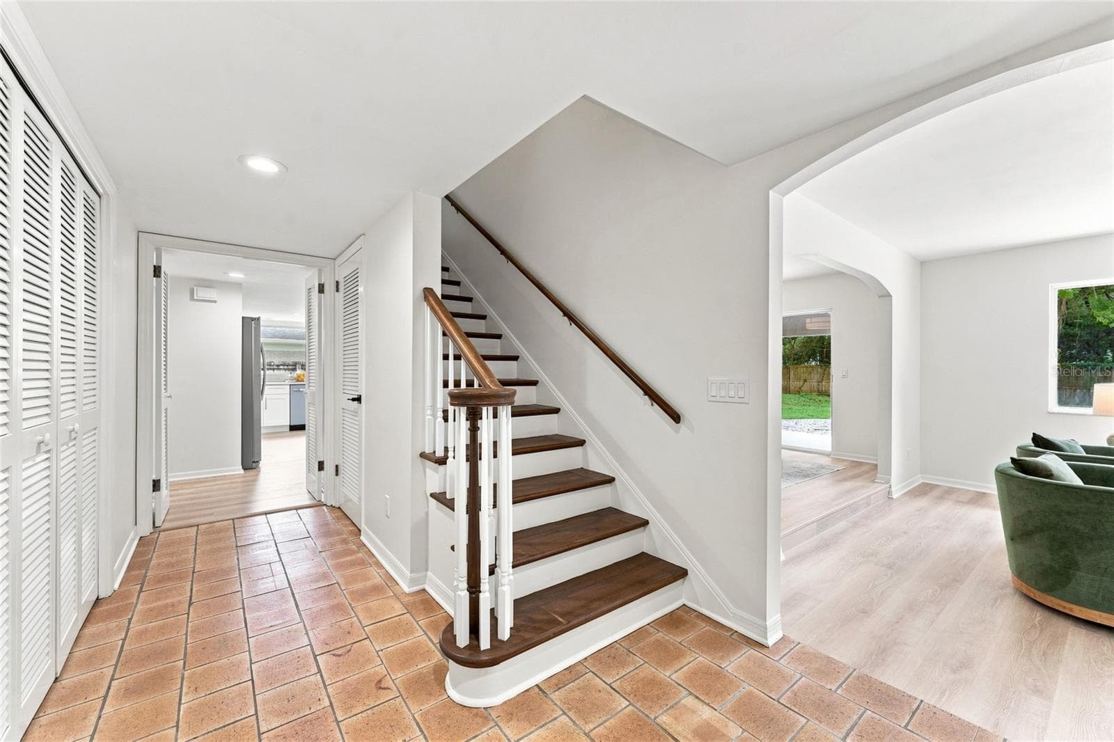 11735 Lipsey Rd photo 5