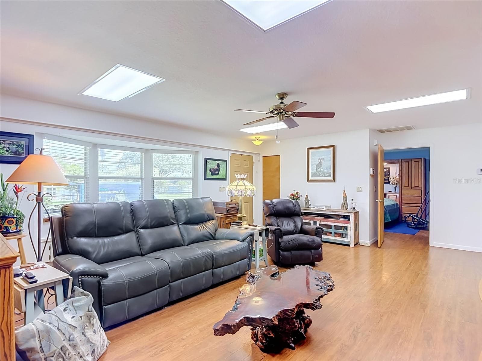 40312 Sunburst Dr photo 4