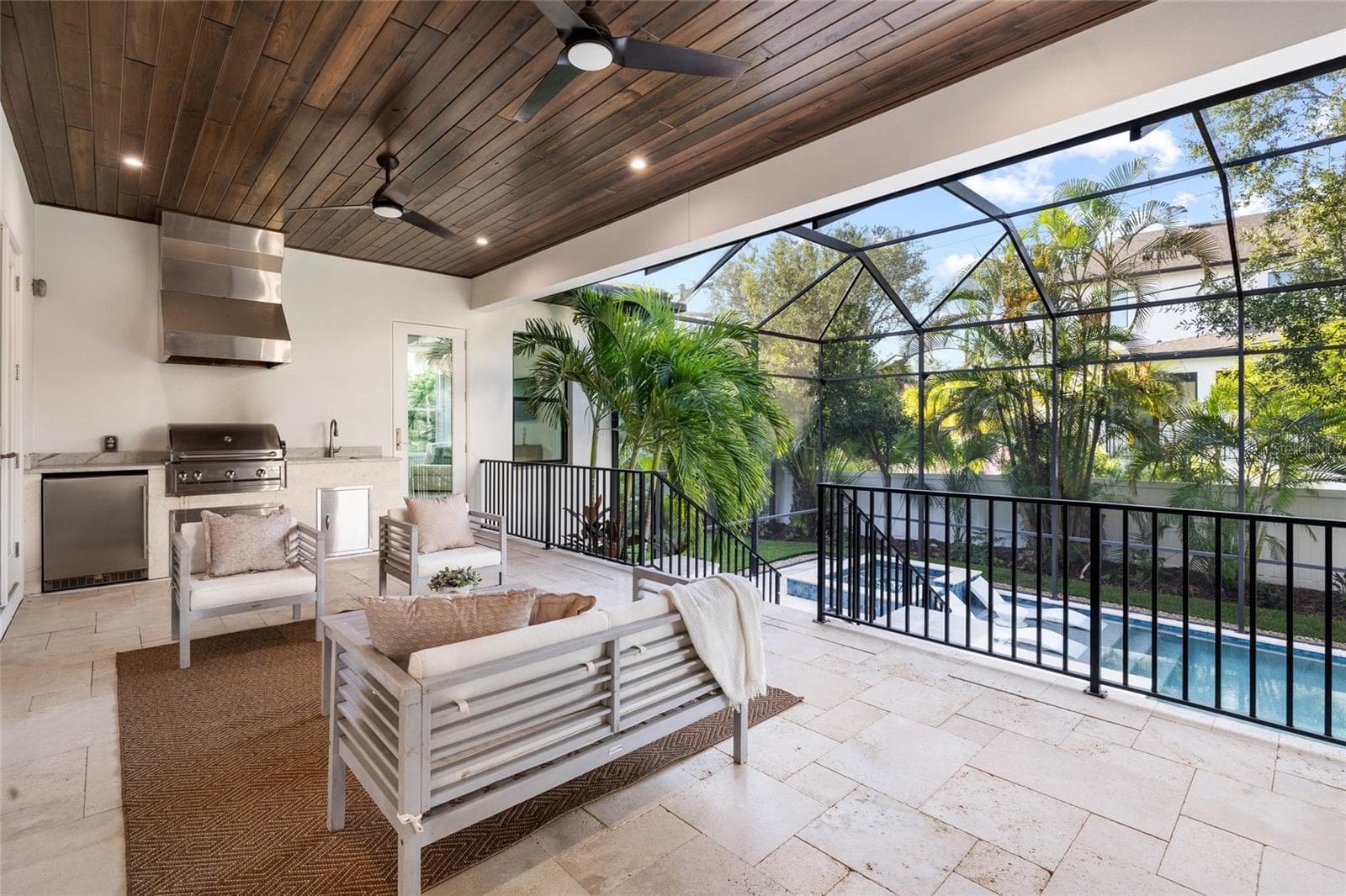 5025 W Dante Ave photo 4