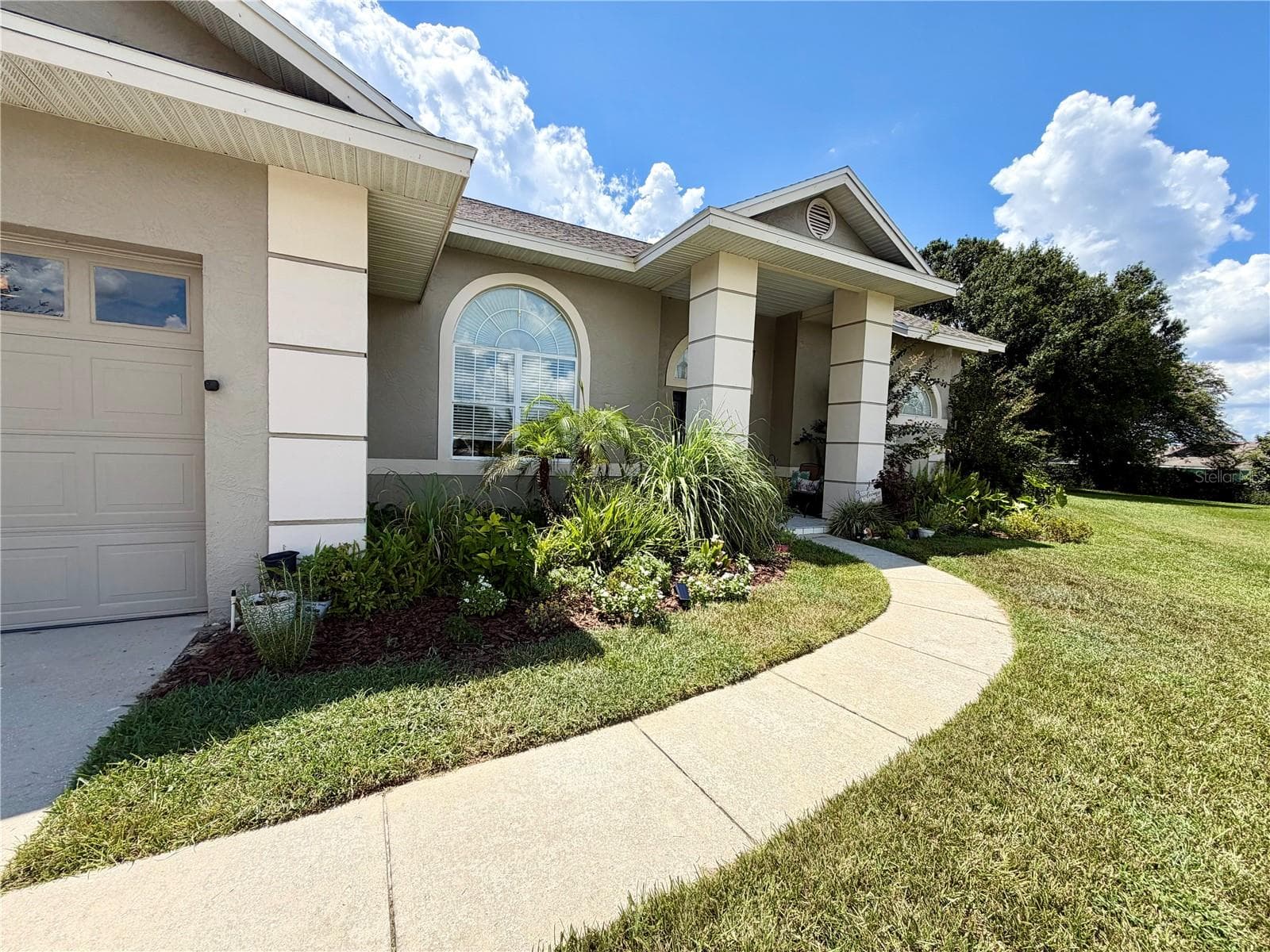 405 Valley CT photo 5