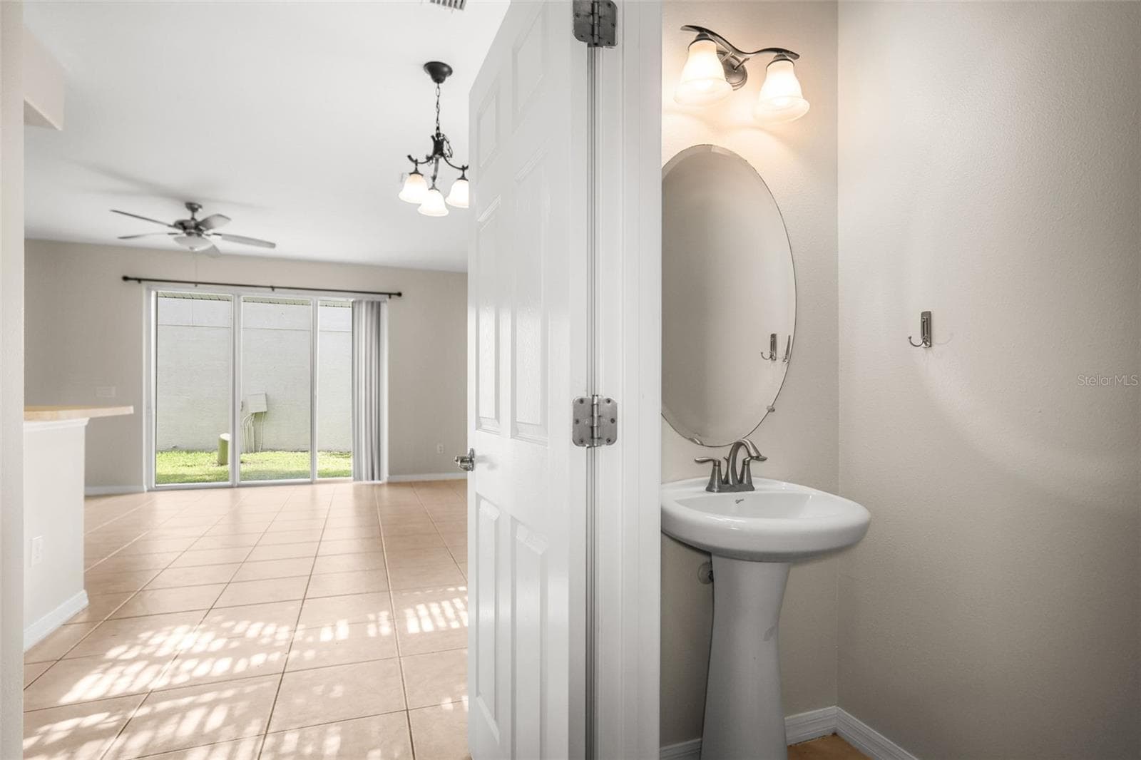 1516 Talisker Dr photo 3