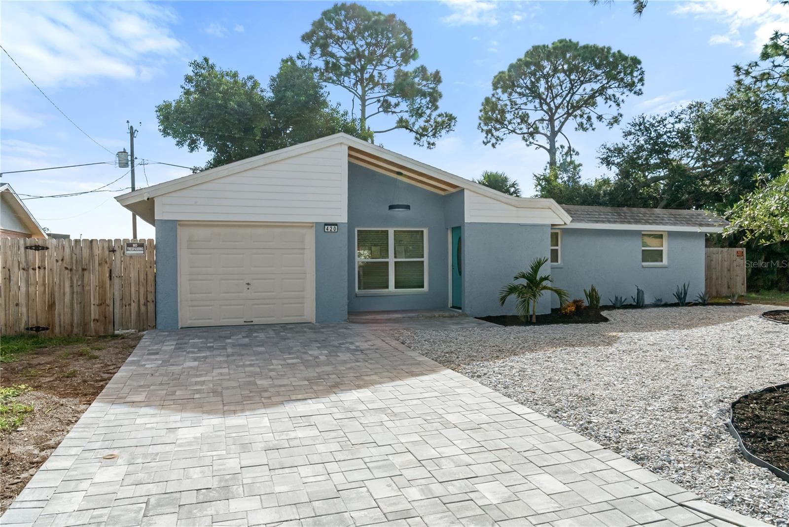 420 Melody Cir photo 2