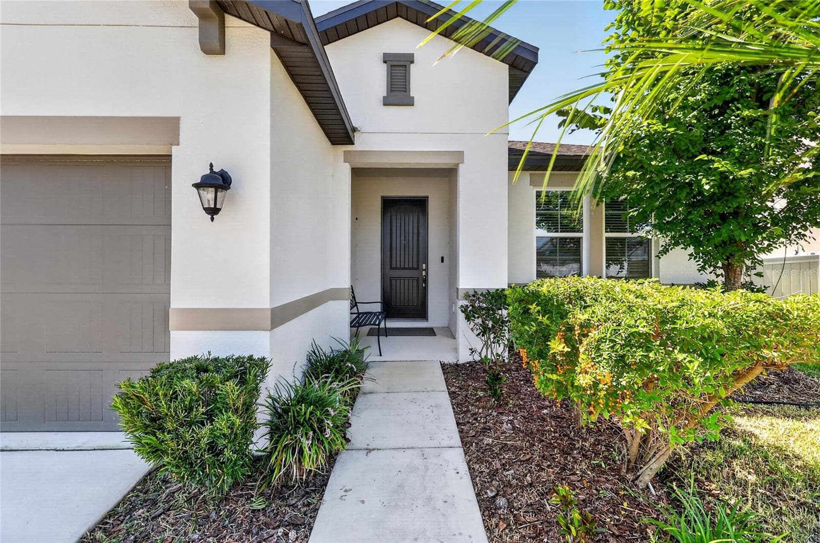 13520 Palmera Vista Dr photo 3